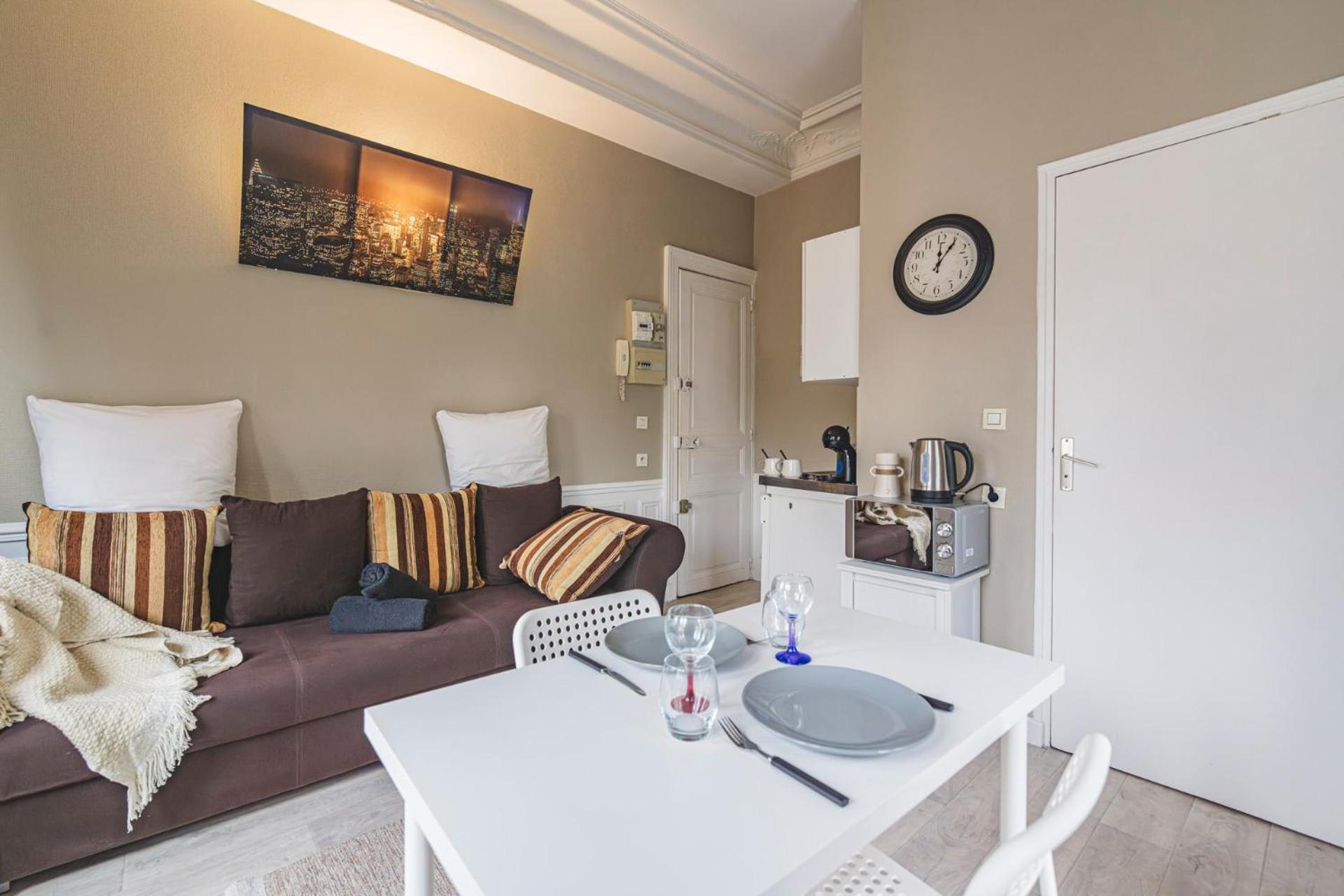 Taittinger 511 Apartment *
