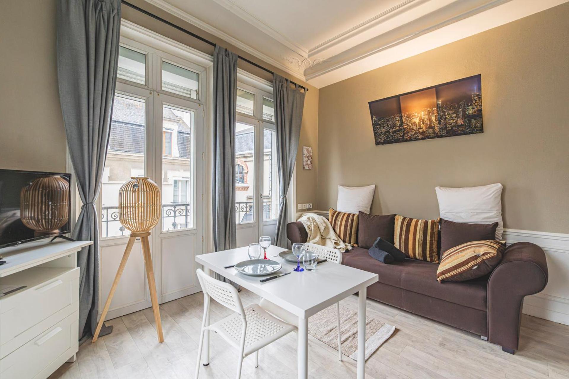 Taittinger 511 Apartment